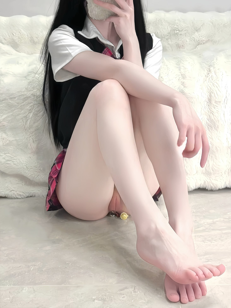 极品粉嫩白虎小萝莉